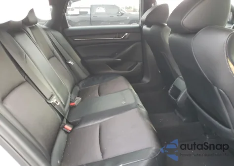 2018 Honda Accord Sport z USA, uszkodzony, nr VIN 1HGCV1F38JA072244